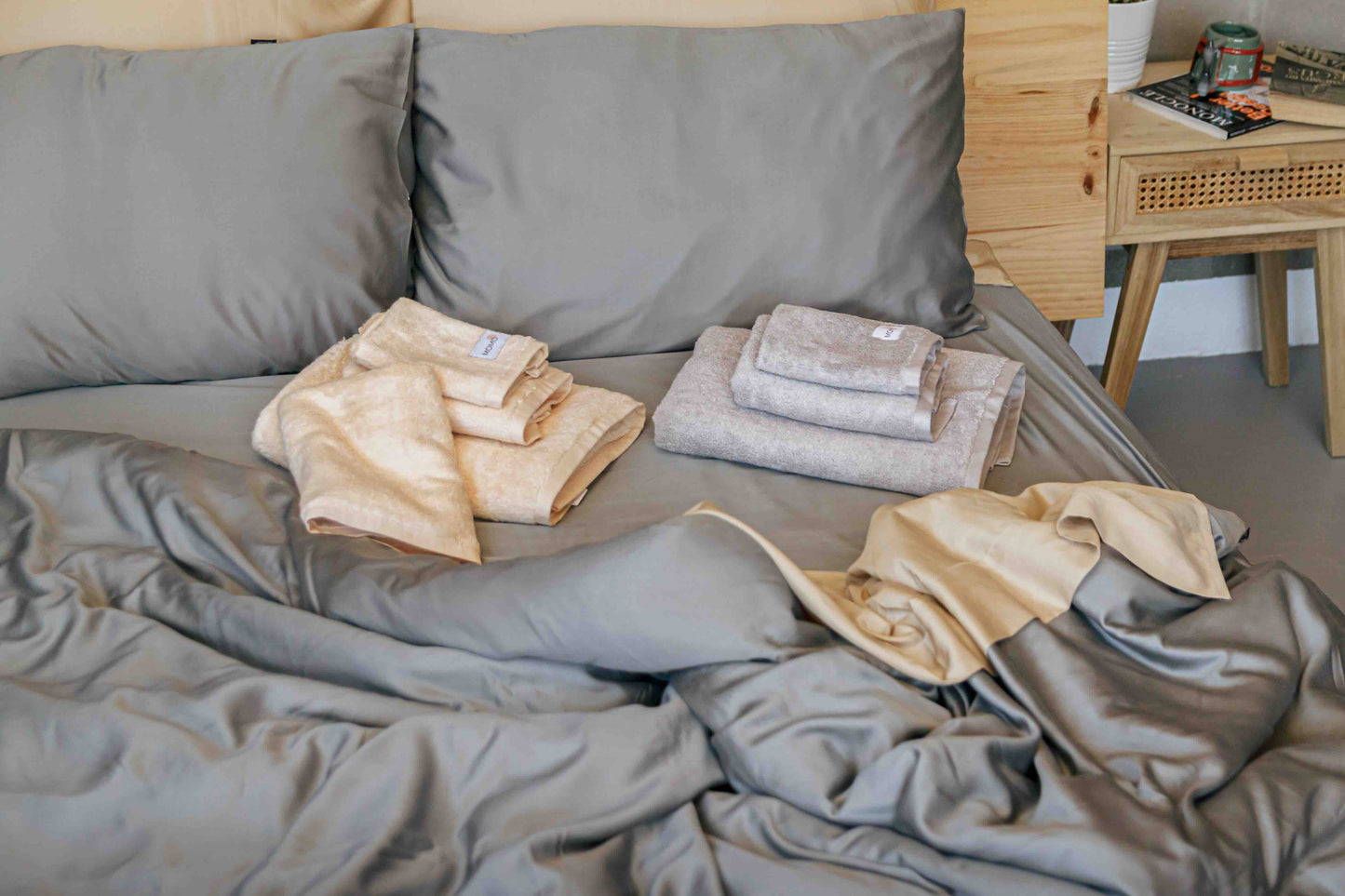 Complete Bed Linen Set + Towel Set