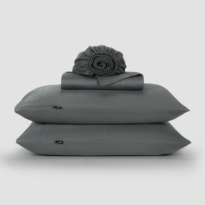 Jogo Lençol de Cima cinzento bambu by Momo Cotton – tecido de cetim 300 fios, suave, respirável e sustentável.